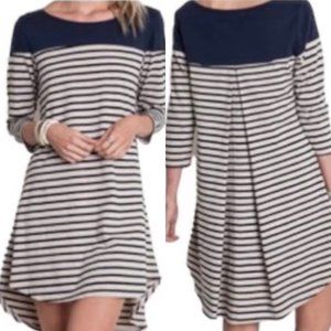 UMGEE Beige + Navy Blue Striped 3/4 Length Sleeve Pleated Back Tunic Dress Small